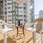 PR91 - 4 Dorm Climatizados, Garagem para Camionete, Próximo ao Shopping Atlântico, Wi-Fi